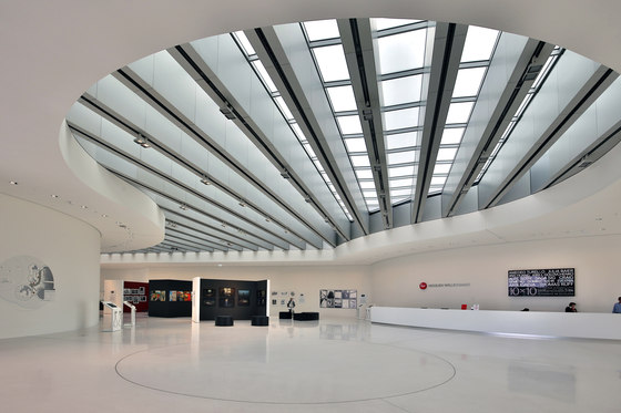 Leica Camera AG | Manufacturer references | OBJECT CARPET