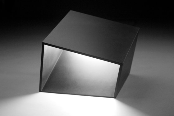 Break 4106 Outdoor | Outdoor floor-mounted lights | Vibia