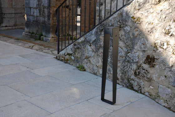 SOLAR pathway light | TEE XL | Outdoor floor-mounted lights | LYX Luminaires