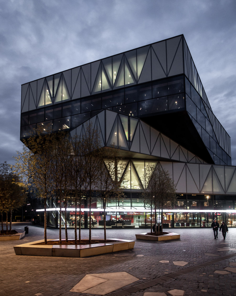 Experimenta Science Centre | Manufacturer references | Casalgrande Padana