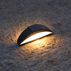 SOLAR pathway light | Trait de lune | Outdoor floor-mounted lights | LYX Luminaires