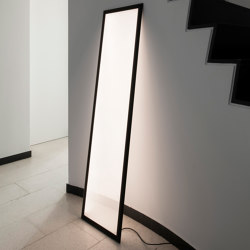 Discovery Floor | Free-standing lights | Artemide