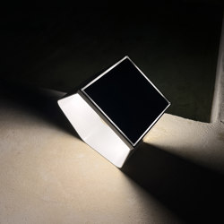 SOLAR pathway light | Y72 | Outdoor floor-mounted lights | LYX Luminaires